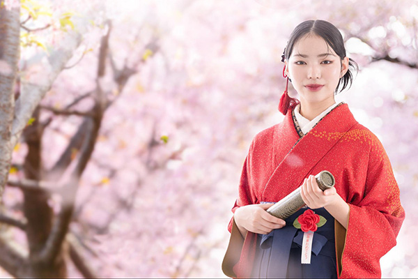 大学の卒業式の謝恩会とは？