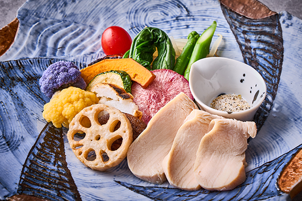 四季彩ランチ【2月】美肌れんこんの炭火焼きと越前鶏の蒸し鶏