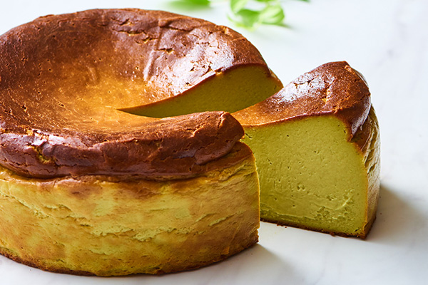 ピスタチオ バスクチーズケーキ