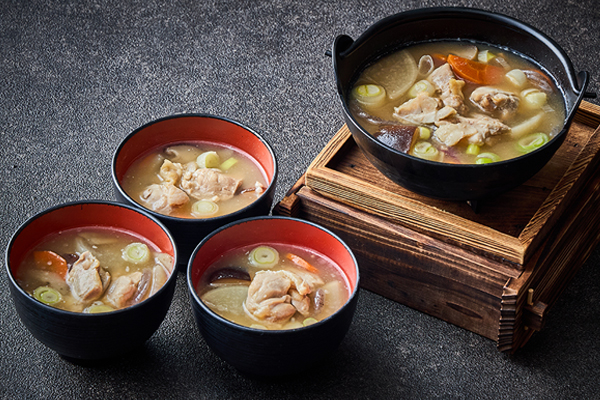 鹿児島県郷土料理「さつま汁」