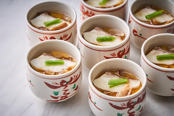 海鮮茶碗蒸し 真鯛のせ 松茸餡