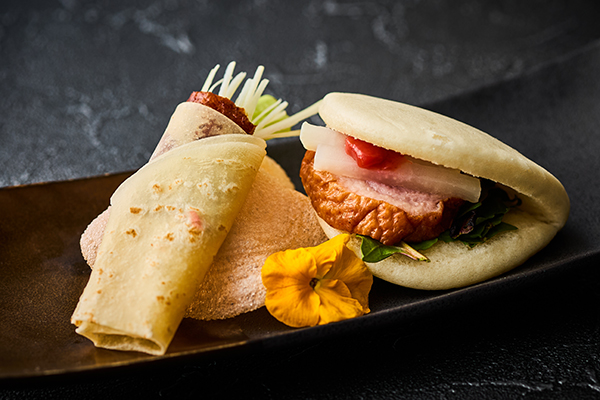 サーモン蒸し物 ふき味噌ソース